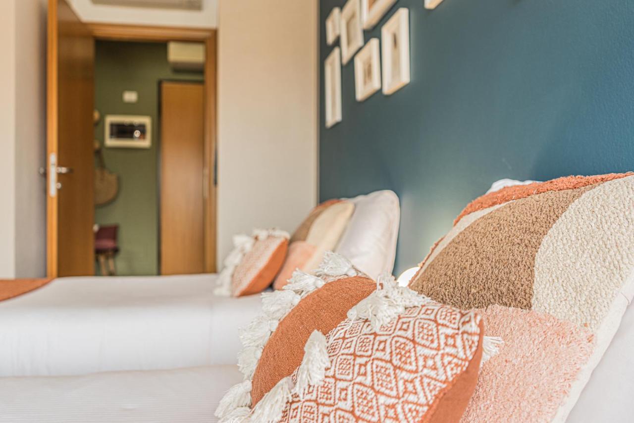 Hygge Family Apartment - One Step Away From The Lake!!! Sirmione Bagian luar foto