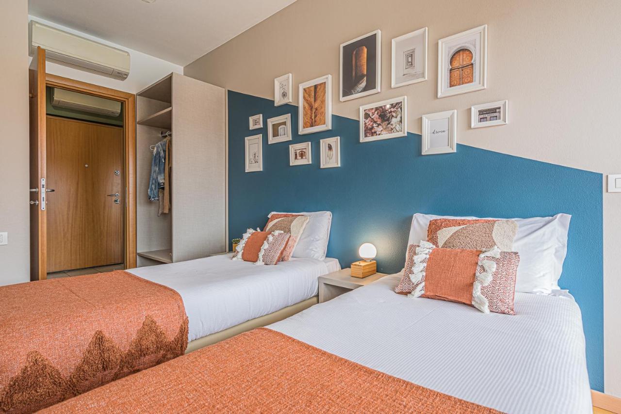 Hygge Family Apartment - One Step Away From The Lake!!! Sirmione Bagian luar foto