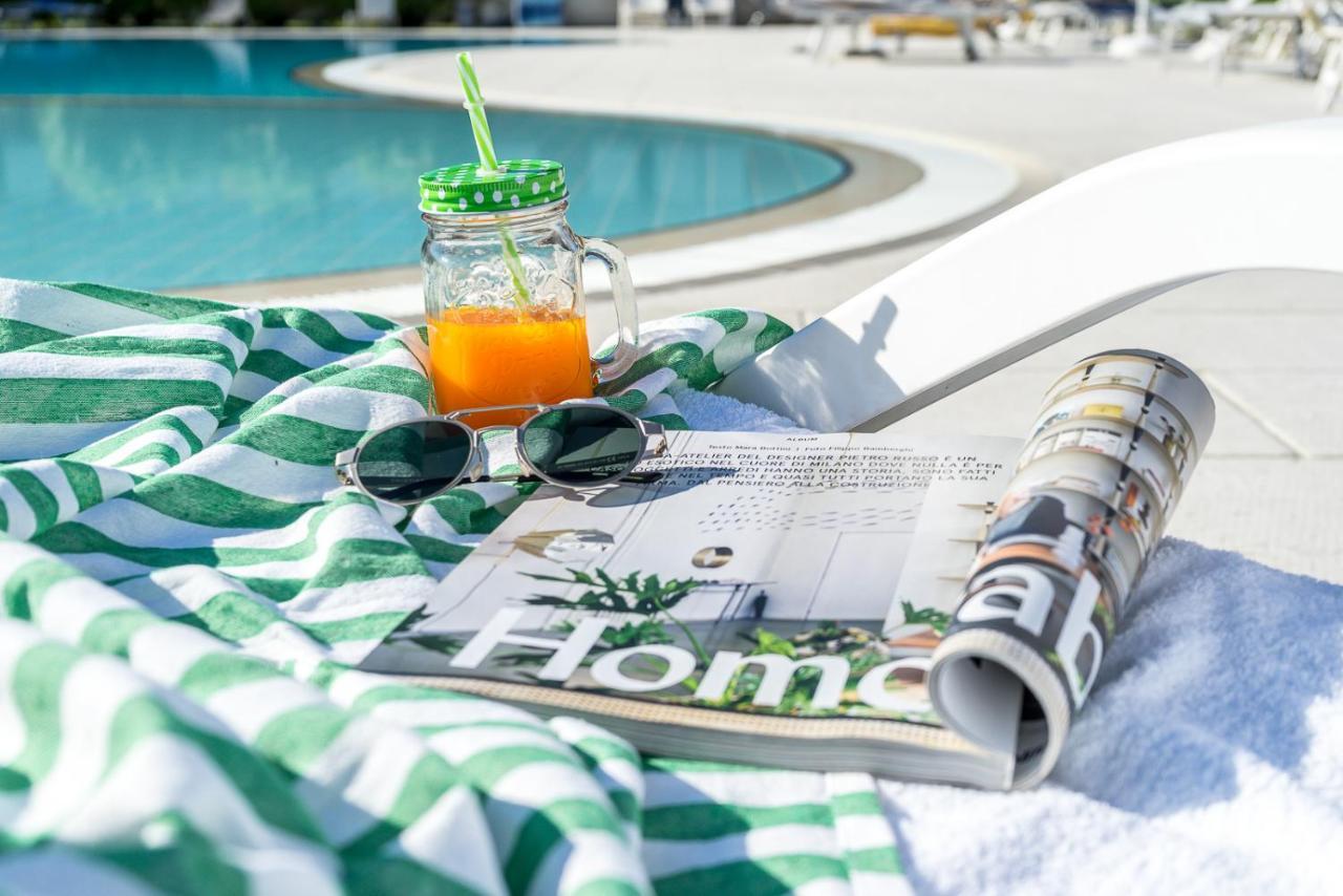 Hygge Family Apartment - One Step Away From The Lake!!! Sirmione Bagian luar foto